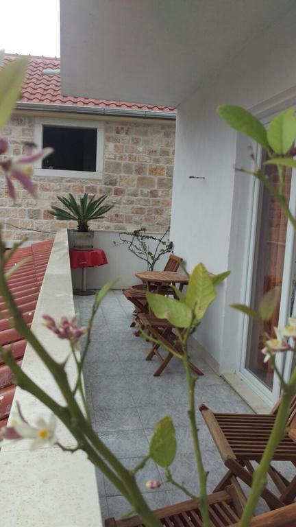 Ana Tudor Apartments Hvar Town Buitenkant foto