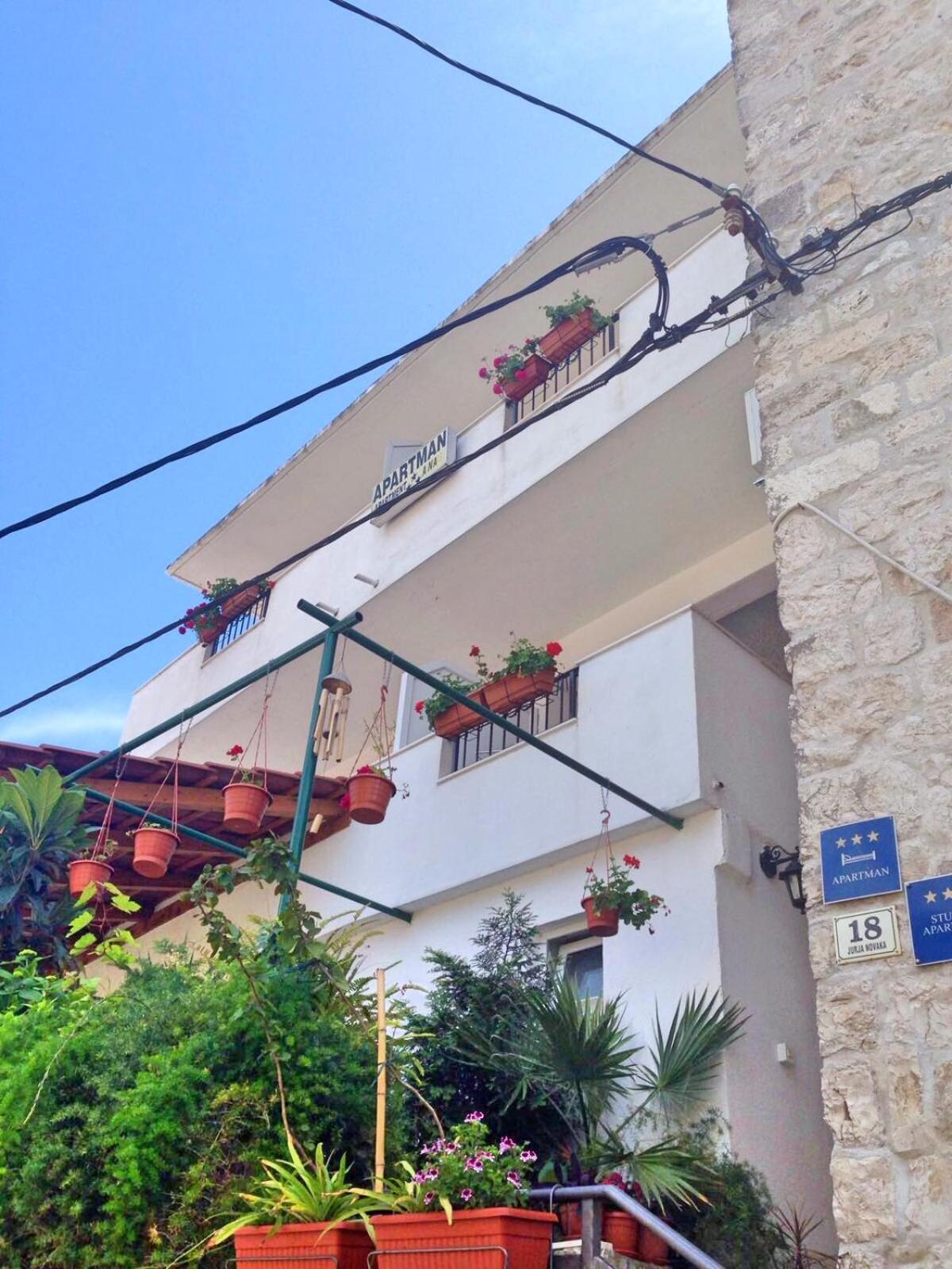 Ana Tudor Apartments Hvar Town Buitenkant foto